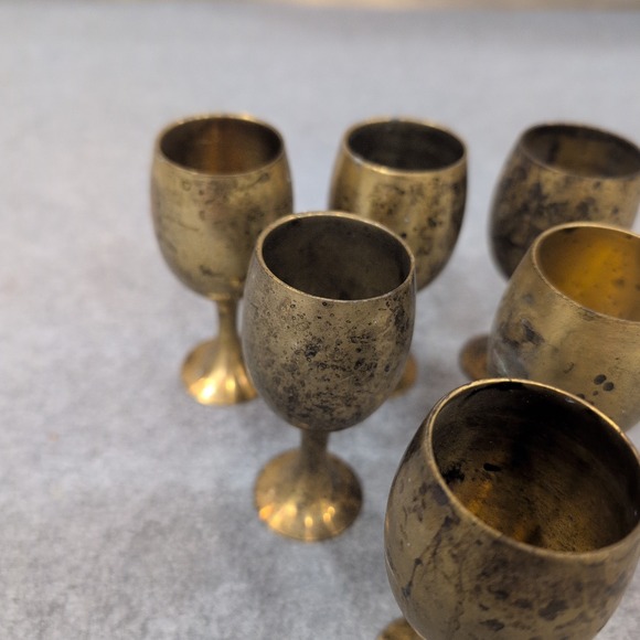 Set‎ of 6 Vintage Brass Shot Glasses Miniature Liquor Cordial Goblets - Picture 2 of 6